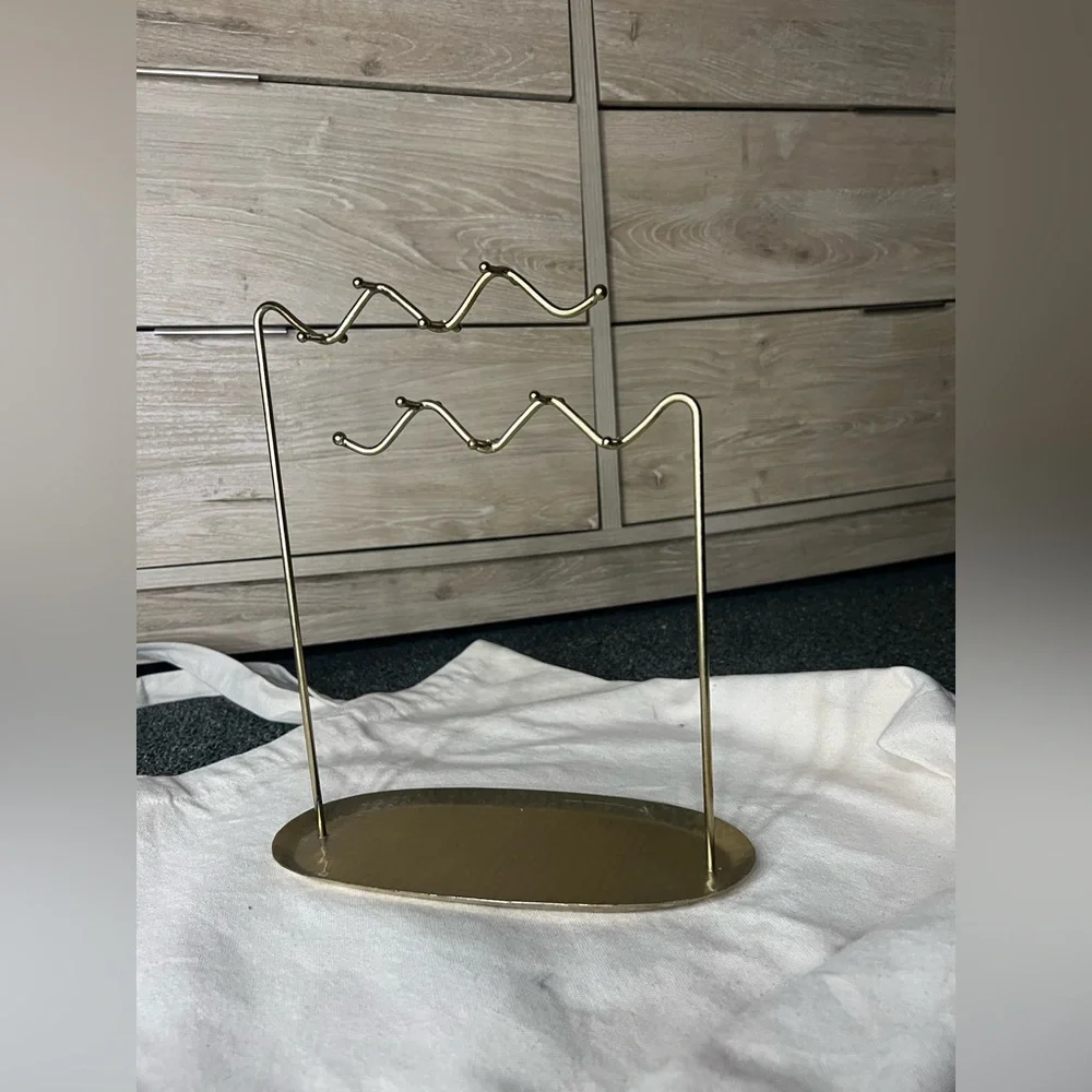URBAN OUTFITTERS Gold-Hammered Metal Alula Jewelry Stand Catch-All Dish Zig-Zag
